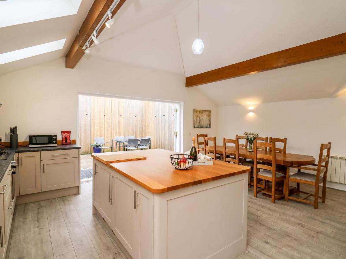 Bridgend Cottages Ландриндод Уелс Екстериор снимка